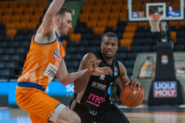 日趋紧张 日趋紧张