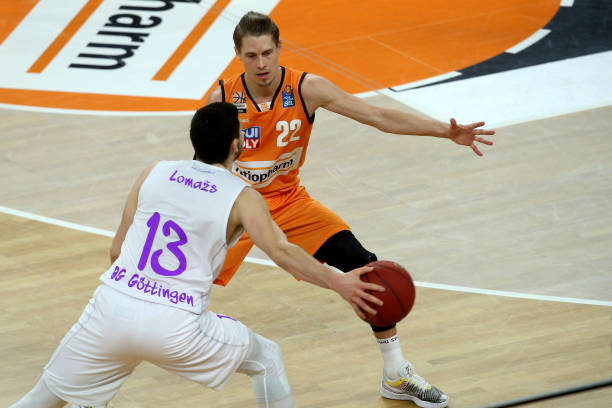 从领先到被 从领先到被