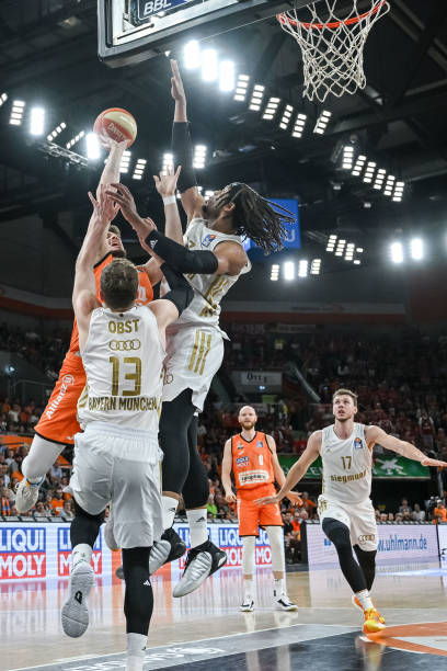 深圳大学队 深圳大学队