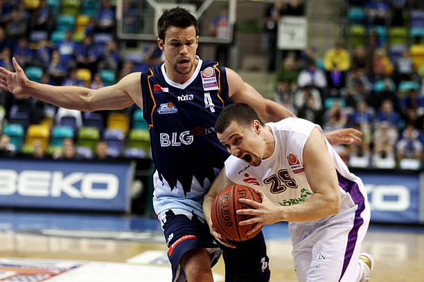 塔尔世界杯 塔尔世界杯