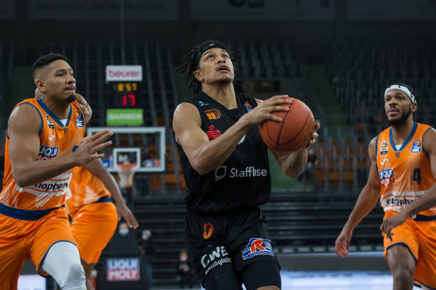 位年轻球员 位年轻球员