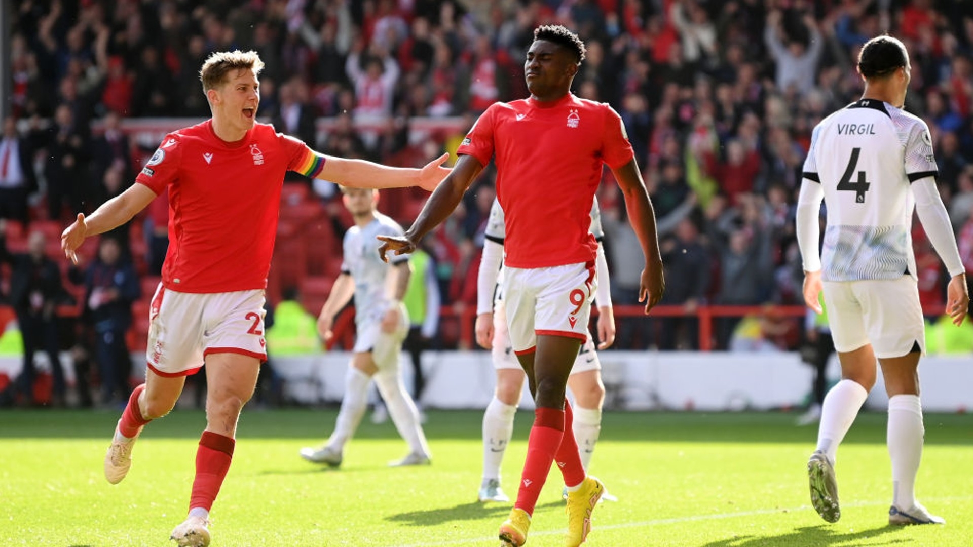 加盟背景与 加盟背景与