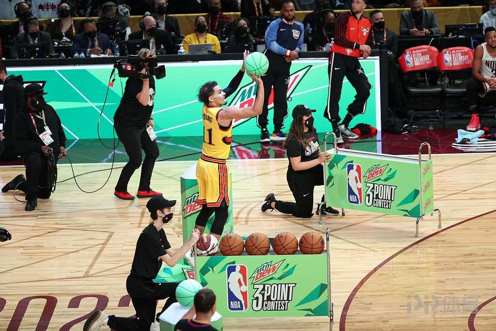 对羽毛球的 对羽毛球的